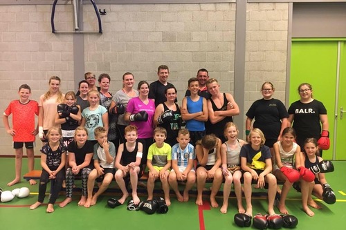 Foto bij Mu-thay Nijverdal kickboxen